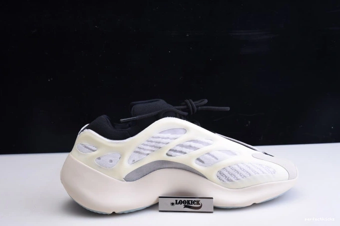 FW4980 Adidas V3 Azael Yeezy Boost 700 0814